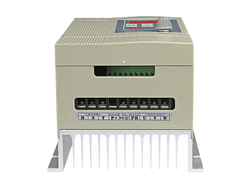 4000H通用變頻器，變頻器三相380V，變頻器廠家，電機(jī)變頻器